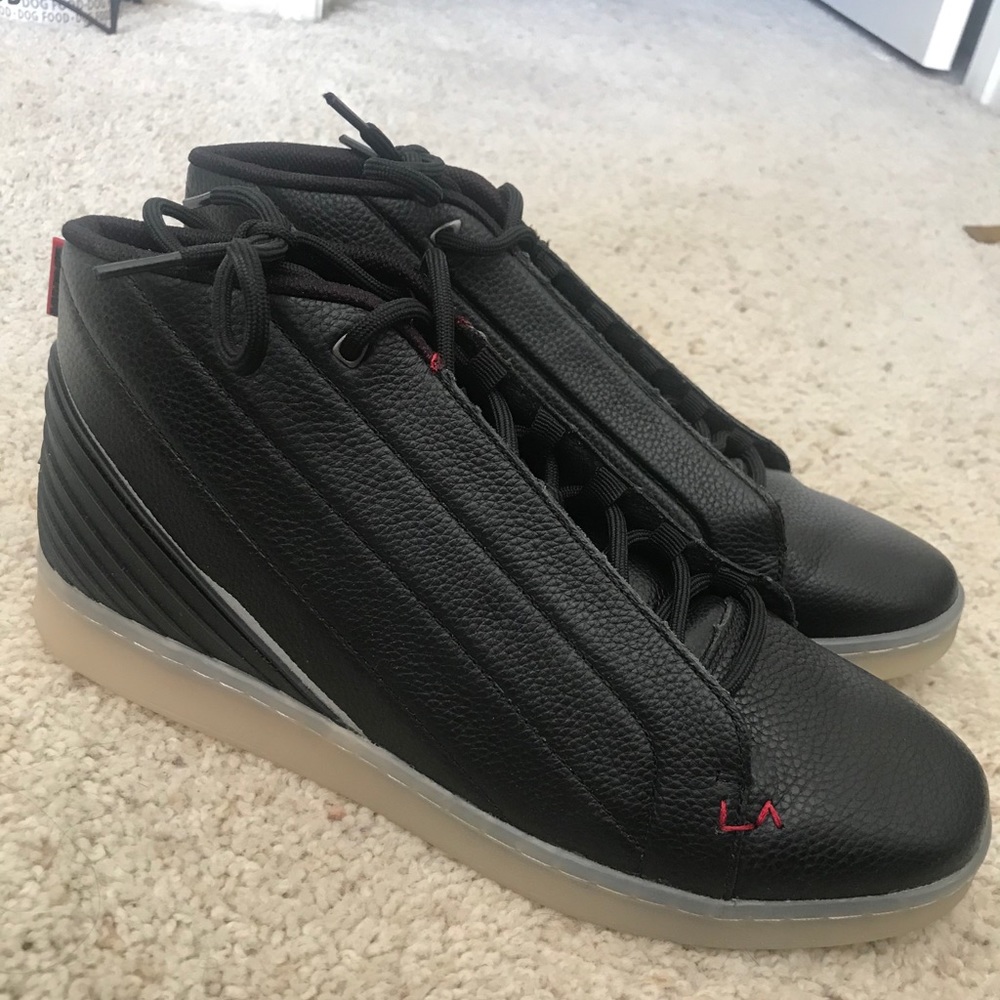 Black panther shoes men’s size 12
